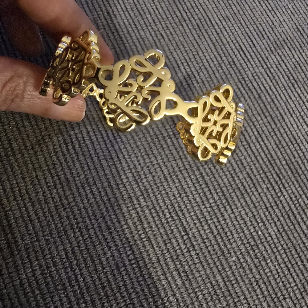 Loewe Gold Bracelet - Picture 9 of 16